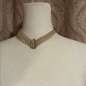 Elegant Pearl and Gold Choker Necklace